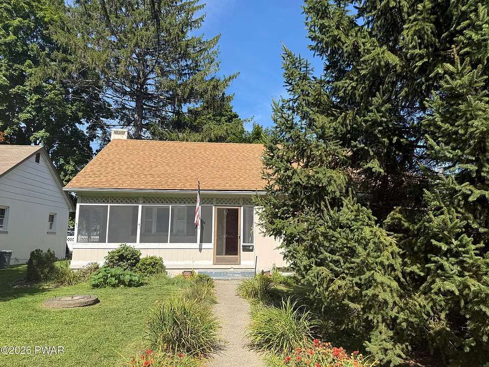 1 Dervend Cir
