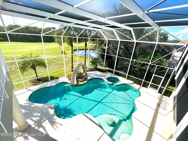1479 Southpointe Ct — Photo 6