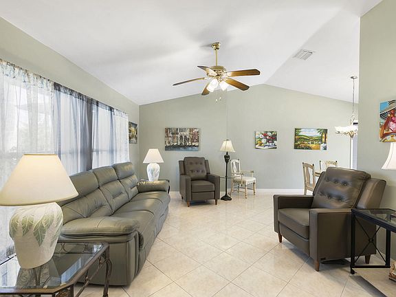 4th image of 3434 Anton Ct