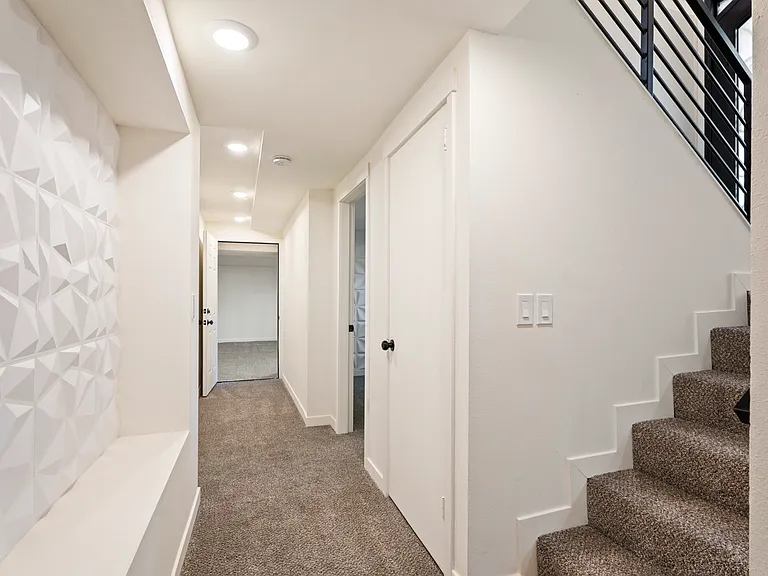8801 NE 140th Pl — Photo 5