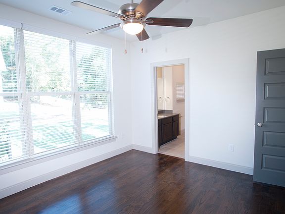 5th image of 222 N College St