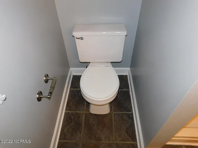 2903 Mandy Ln — Photo 13