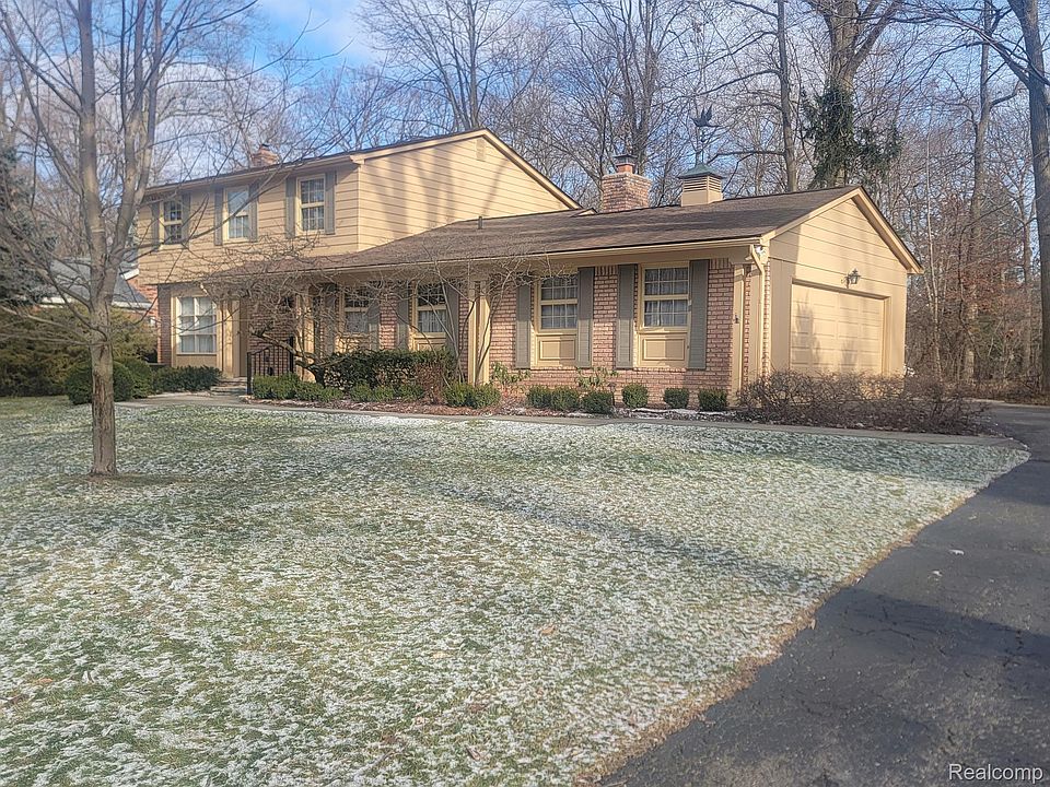 1st image of 3130 Caswell Dr