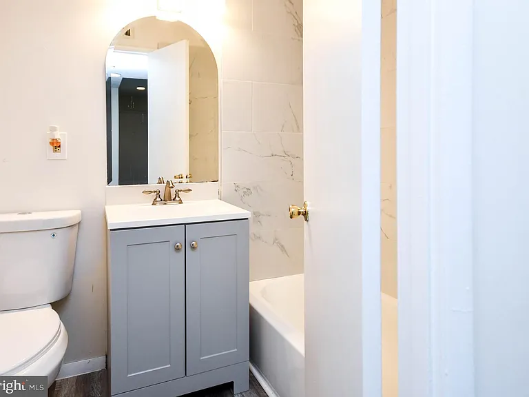 7174 Donnell Pl #D5 — Photo 17