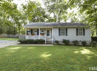 59 Honeysuckle Dr, Pittsboro, NC 27312