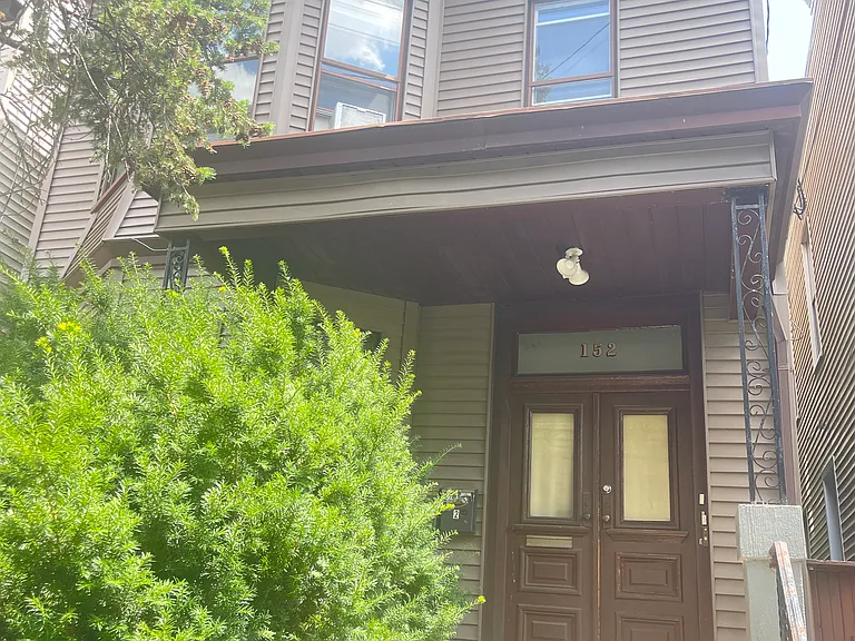 152 Sherman Ave — Photo 3
