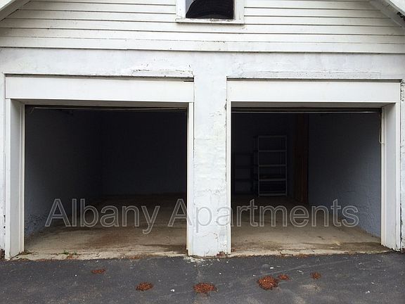 4th image of 461 Delaware Avenue Garage #1