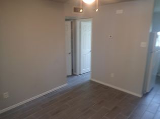1809 W East Roberts Dr #4, Grand Prairie, TX 75051
