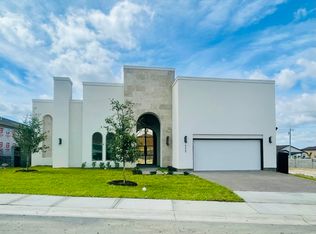 111 Sorella Loop, Laredo, TX 78045