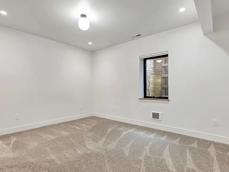 1250 Basecamp Dr #C — Photo 22