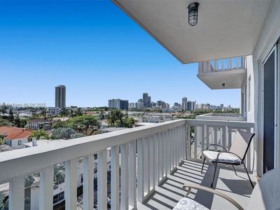 7620 Carlyle Ave APT 703, Miami Beach, FL, 33141
