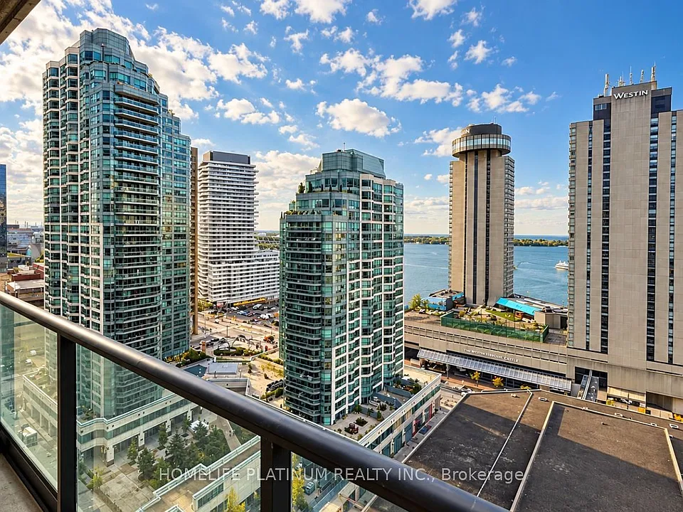 33 Bay St #2009