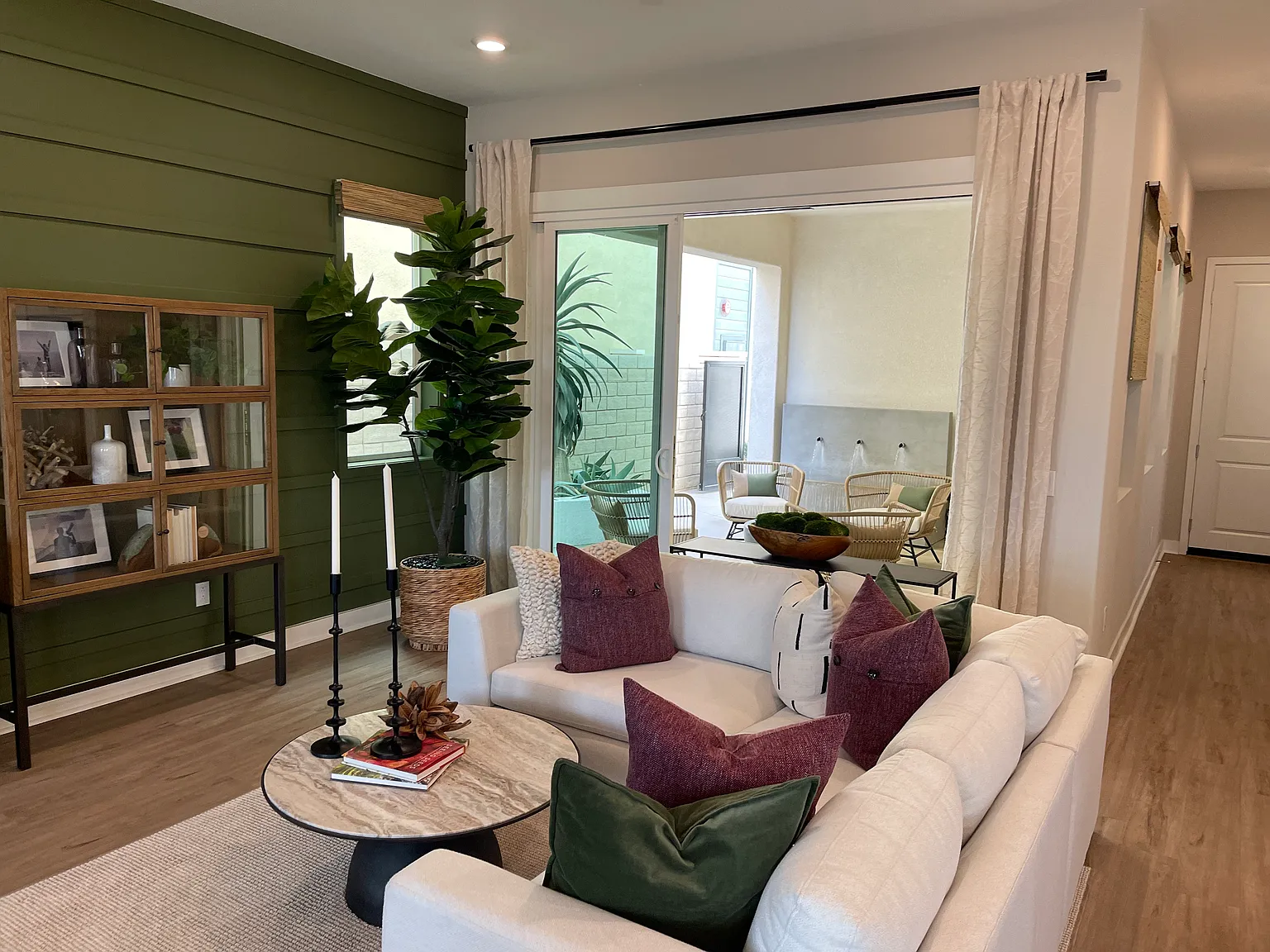 Coyote Bush Ct, Valencia — Photo 4