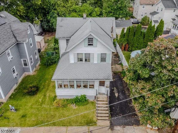 9 Sycamore St, Bloomfield, NJ 07003