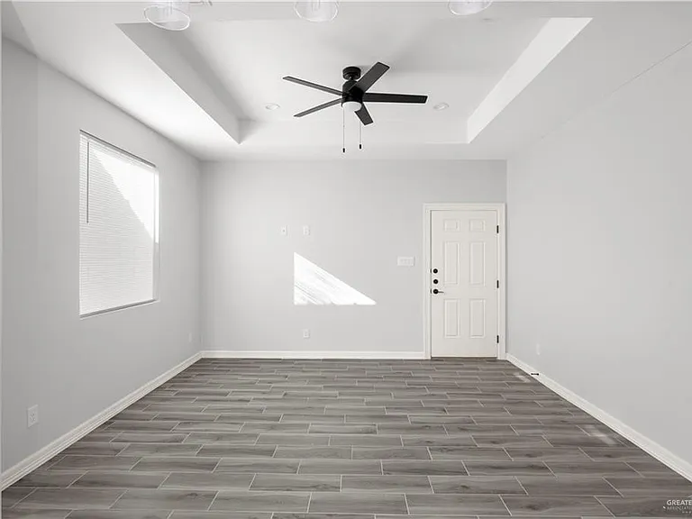 408 N Onyx Ave #3 — Photo 6