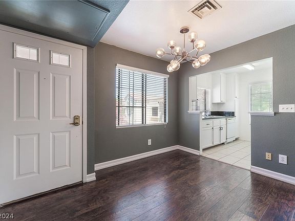 5th image of 4885 S Torrey Pines Dr Unit 202