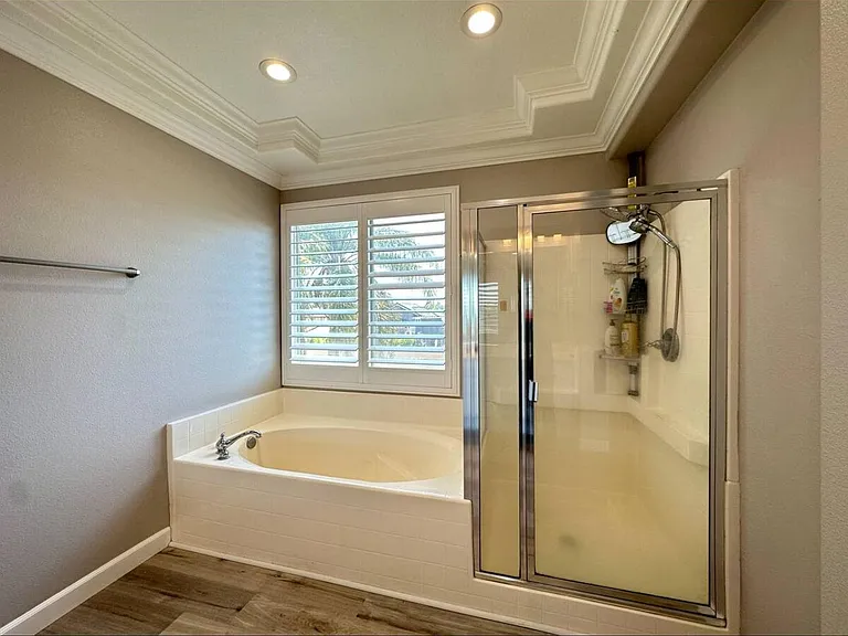 11496 Bridgeway Dr — Photo 21