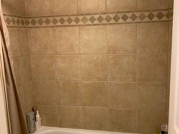 2nd image of 1125 N Washington St APT 201