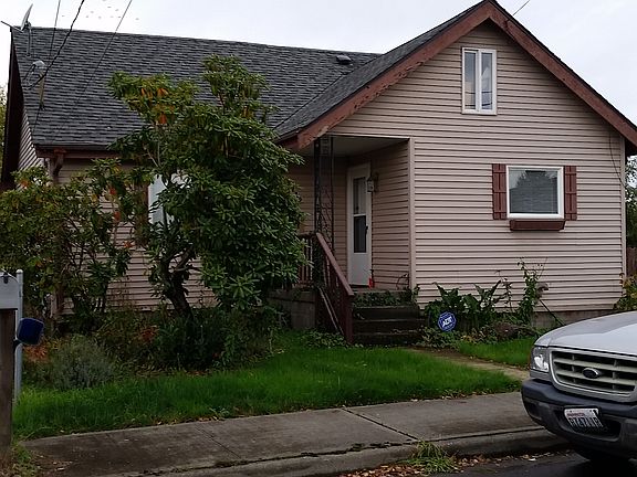 2nd image of 2932 57th Ave NE