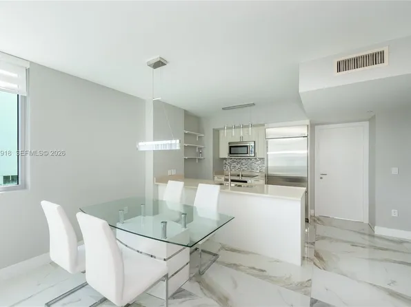 55 SE 6th St APT 1207, Miami, FL 33131