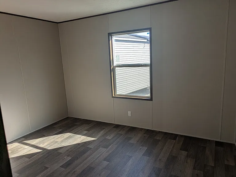 402 E Hector Ave #10 — Photo 6