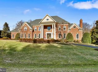 8896 Olson Ct, Mc Lean, VA 22102