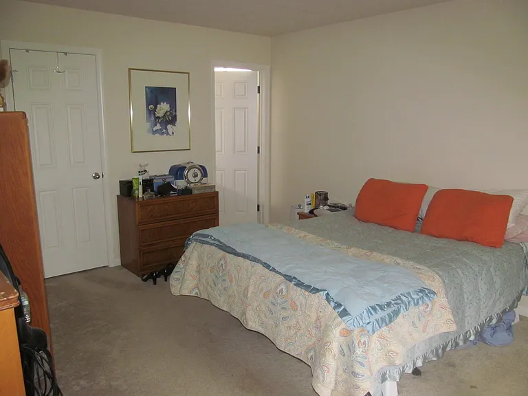 6103 Rockefellar Ct — Photo 5