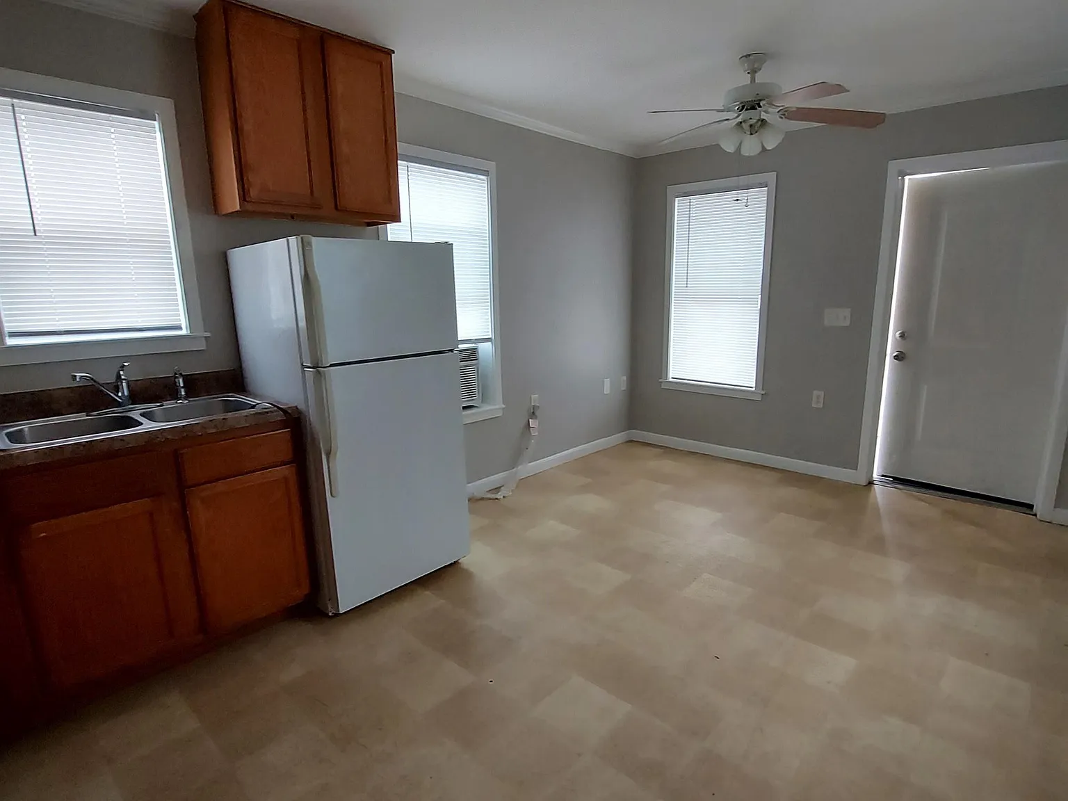 1 bed, 432 sqft, $445 — Photo 3