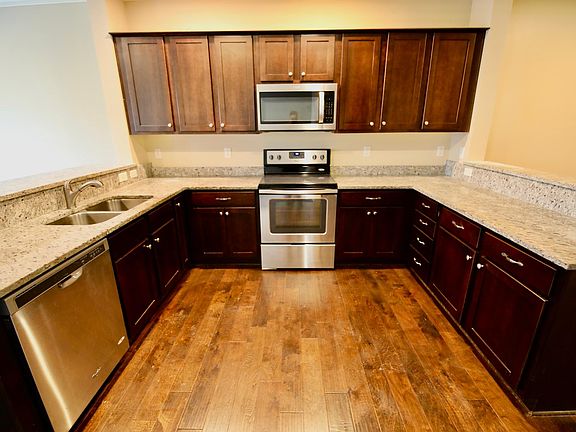 3rd image of 3816 Saint Malo Way