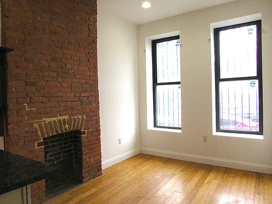 Rented by Corcoran | media 23