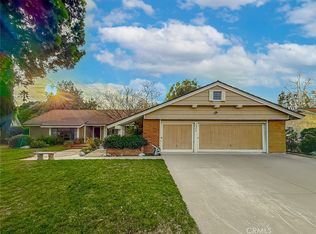 377 Oldstone Ct, Simi Valley, CA 93065