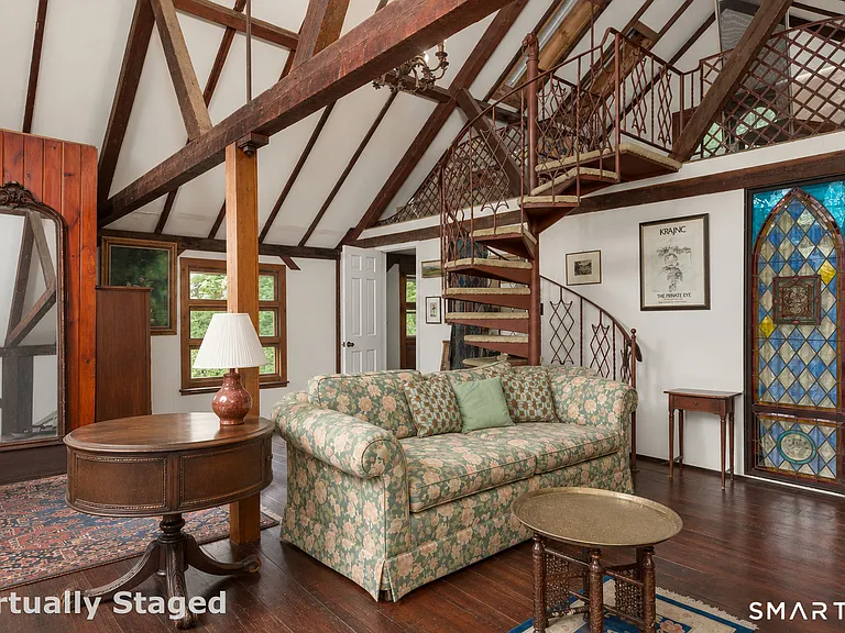 32 West Ave — Photo 11