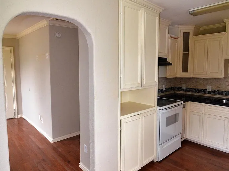 7326 Eagle Pass St — Photo 10
