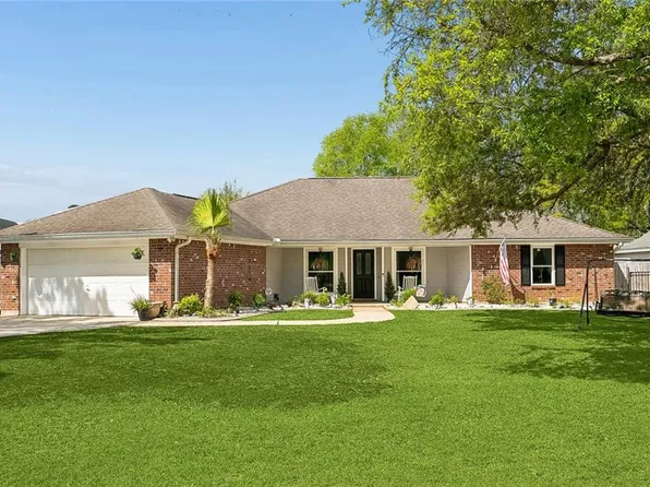 150 Frenchmen Dr, Mandeville, LA 70448