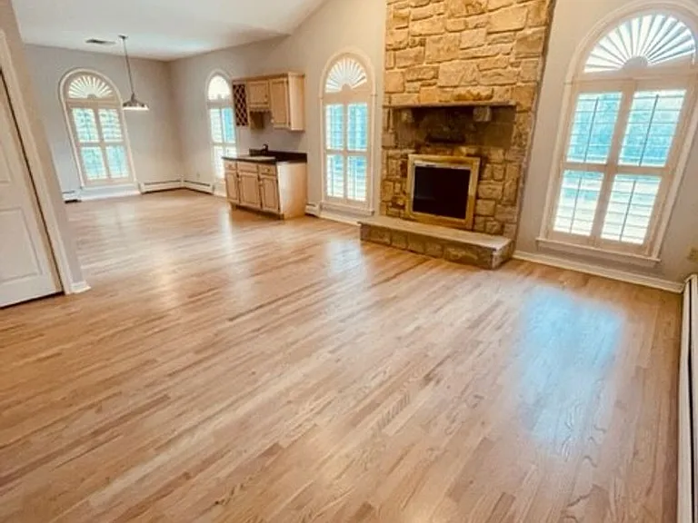 500 Manor House Ln — Photo 36