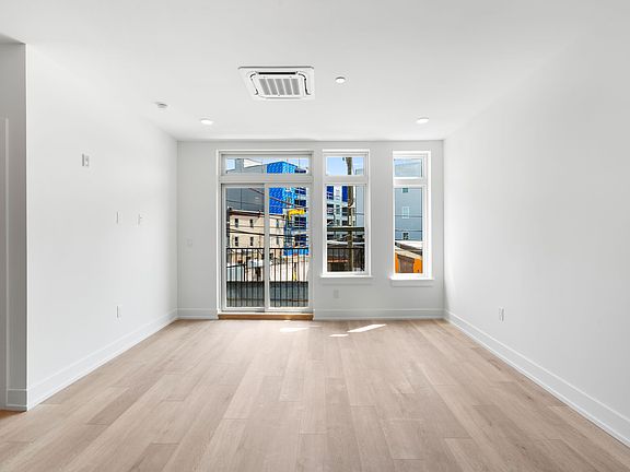 5th image of 1801 N 2nd St #204