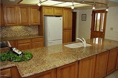 4th image of 340 E Cambridge Dr
