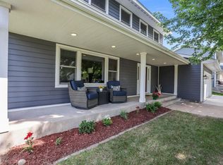 3287 Churchill Dr, Woodbury, MN 55125