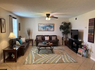 403 W Broad St APT 4, Freeport, TX 77541