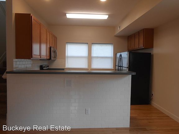 5th image of 2359 Neil Ave