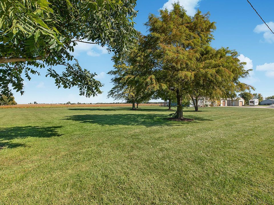 7444 Brighton Bunker Hill Rd, Bunker Hill, IL 62014 Zillow