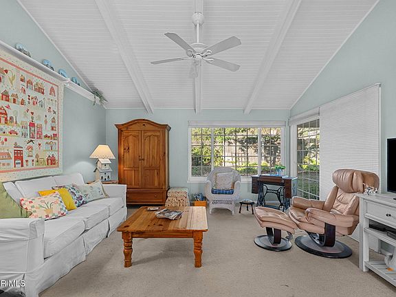 5th image of 28949 Valley Heights Dr