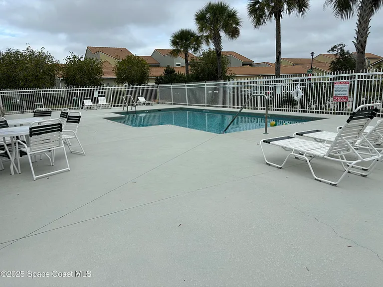 3225 Sedge Dr — Photo 32