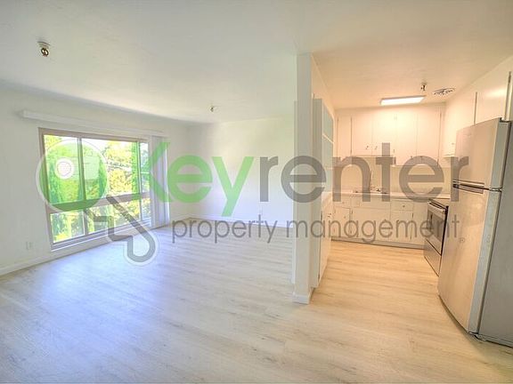 5th image of 2320 P St APT 306