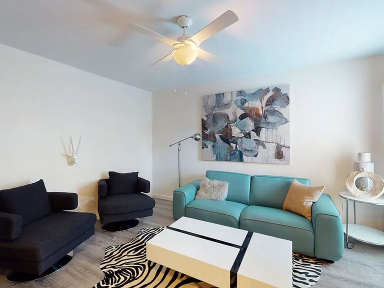 2115 N Garrett Ave — Photo 11