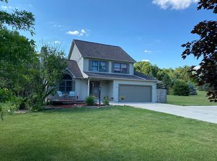 9429 Townley Rd, Fenton, MI 48430