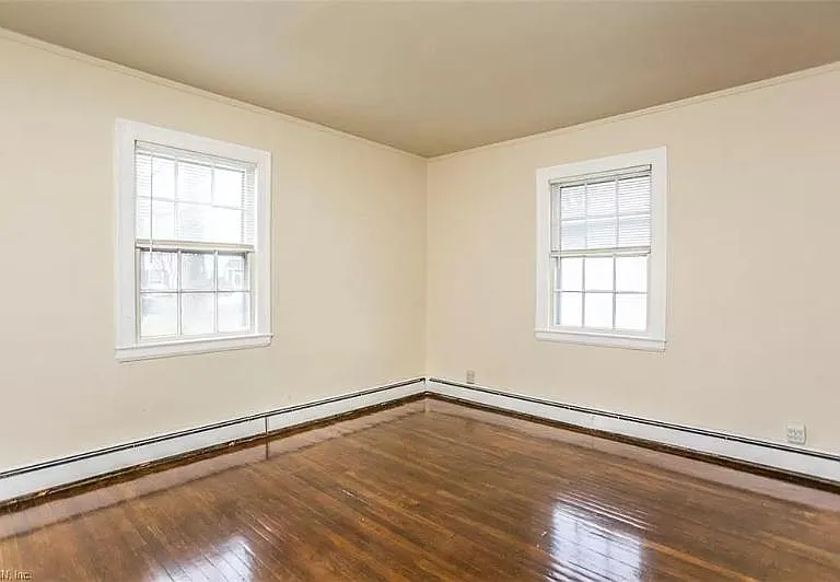 210 Piez Ave — Photo 3