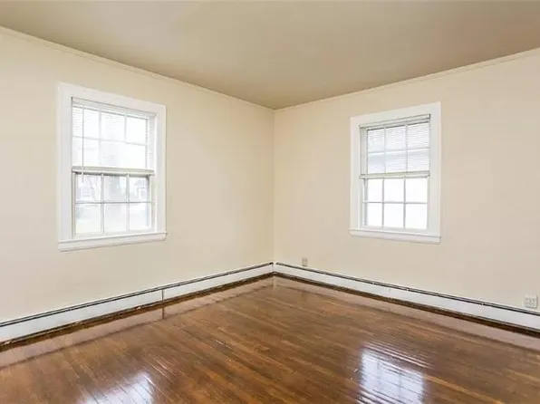 210 Piez Ave, Newport News, VA 23601