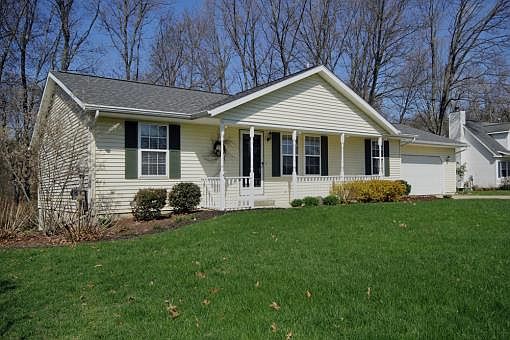 2nd image of 7219 Saint Charles Pl