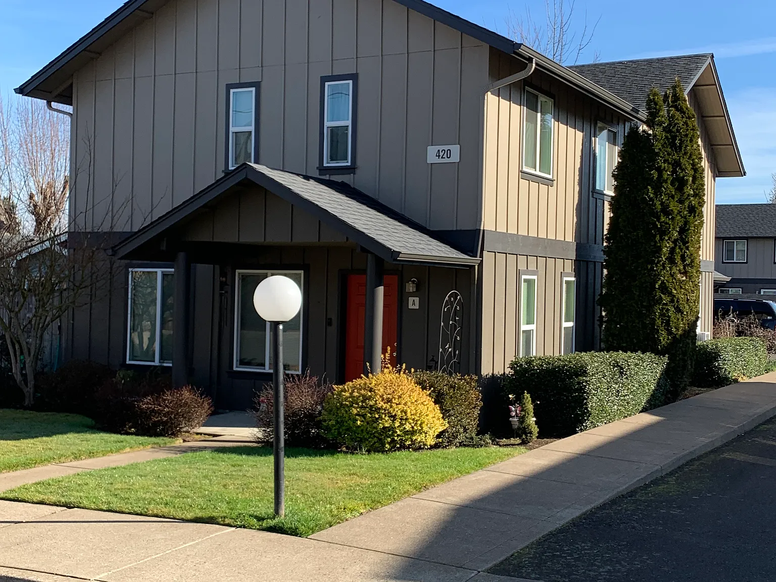 3 bed, 1.5 bath, 1157 sqft, $1,825 — Photo 1